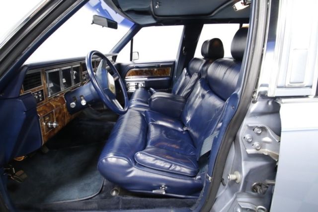 1984 lincoln town car signature series 42667 miles blue sedan 302 v8 4 speed aut