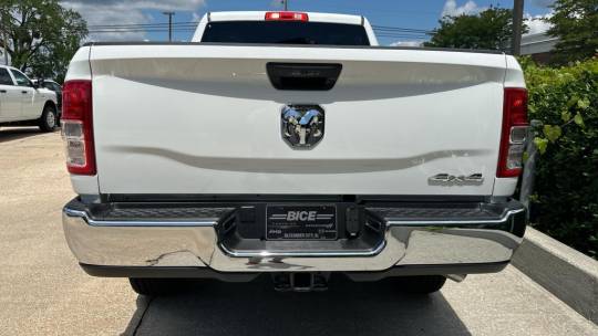 new 2024 ram 2500 tradesman crew cab 6'4" box 4wd