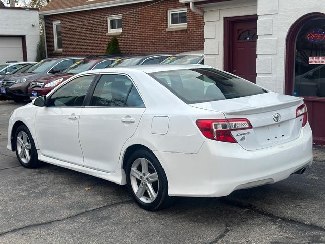 2012 toyota camry se