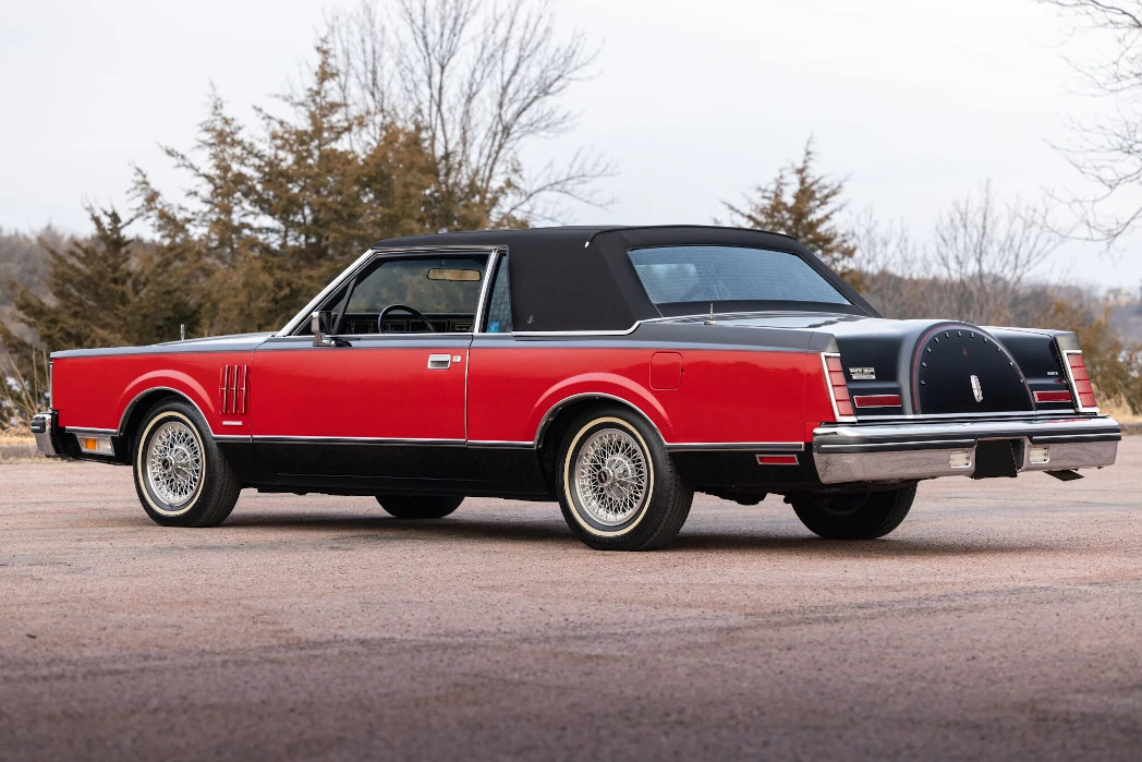 lincoln continental