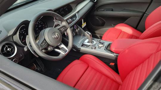 2024 Alfa Romeo Stelvio