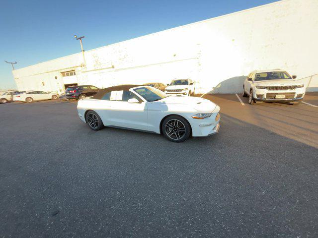 2022 ford mustang ecoboost premium