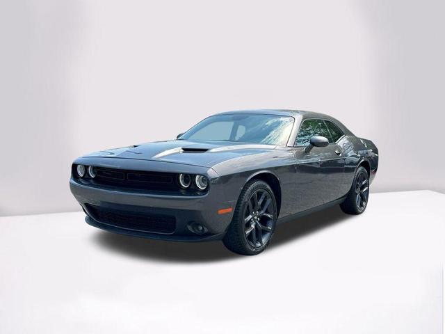 2021 dodge challenger sxt
