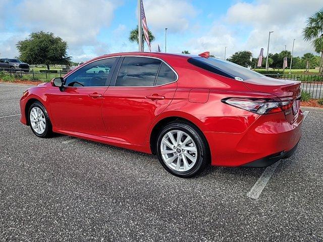 2024 toyota camry le
