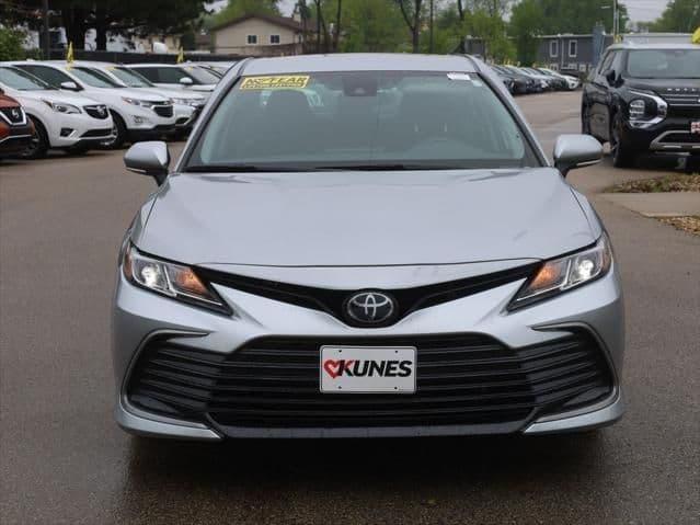 2023 toyota camry le in madison, wisconsin