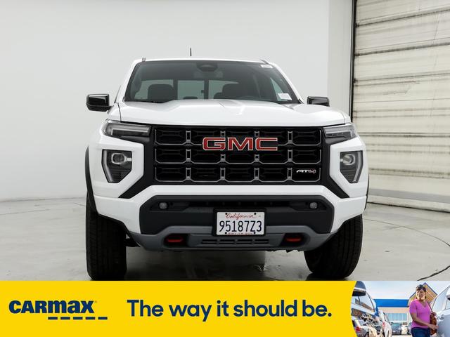 2023 gmc canyon at4