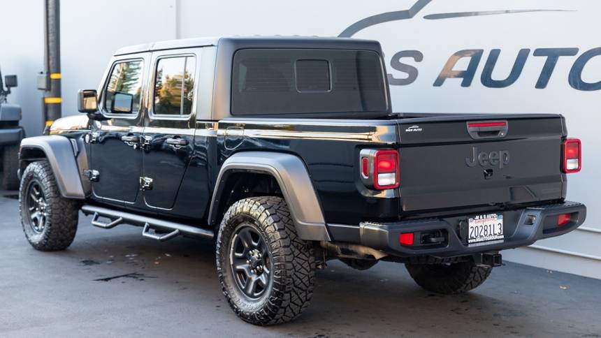 2020 jeep gladiator sport