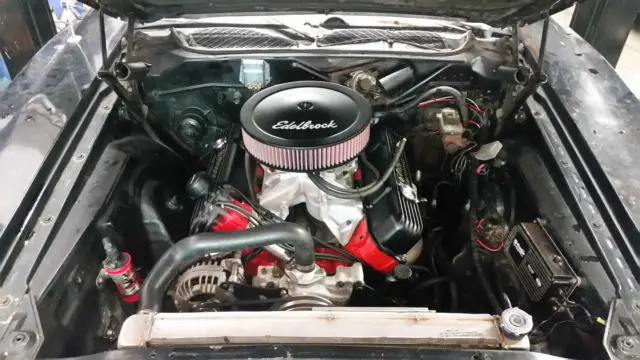 1971 dodger charger w new 400 ci engine, auto meter gauges, b&m shifter