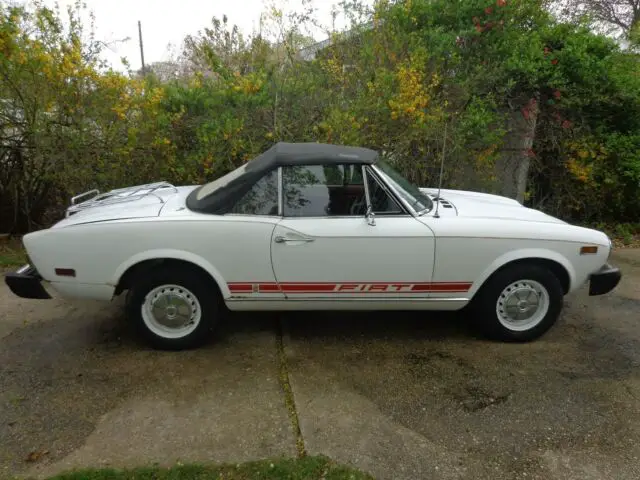 1975 fiat 124 spyder 1.8 w/manual tranny 0riginal 21k no papers/keys