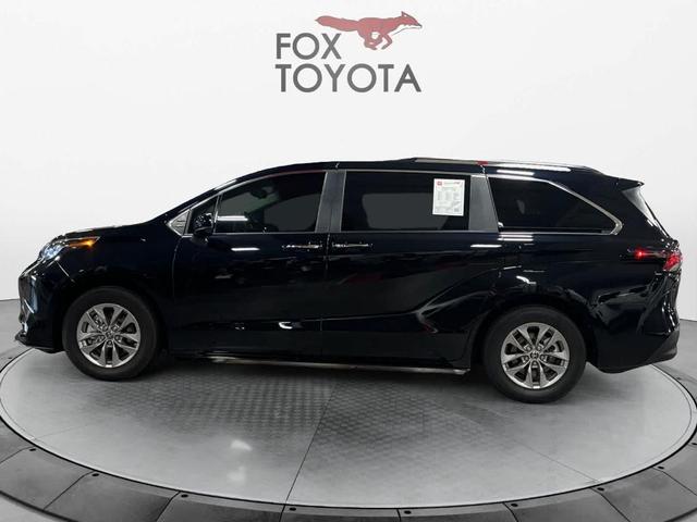 2024 toyota sienna xle