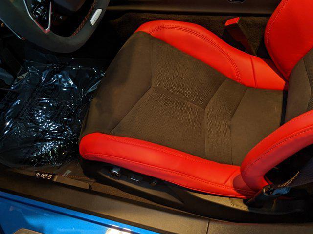 2024 chevrolet corvette e-ray rwd convertible 2lz