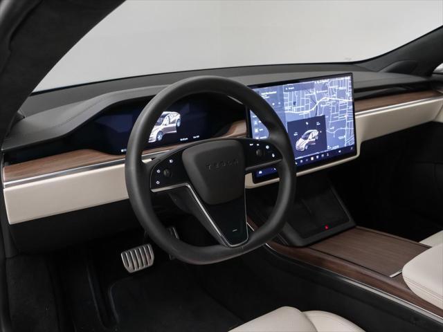 2023 tesla model s base