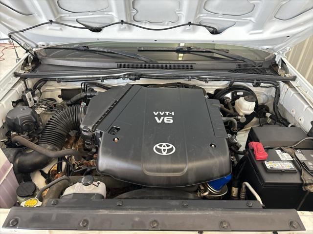 2014 toyota tacoma base