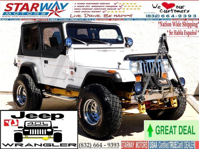 jeep wrangler white with 148,668 miles, for sale!