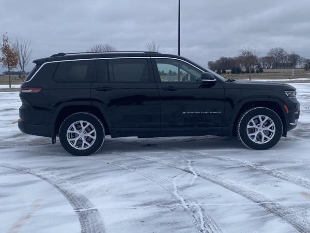 2022 jeep grand cherokee l limited