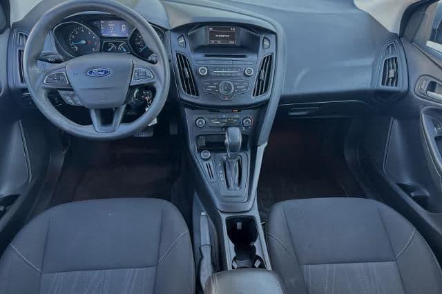 2017 ford focus se in fresno, california