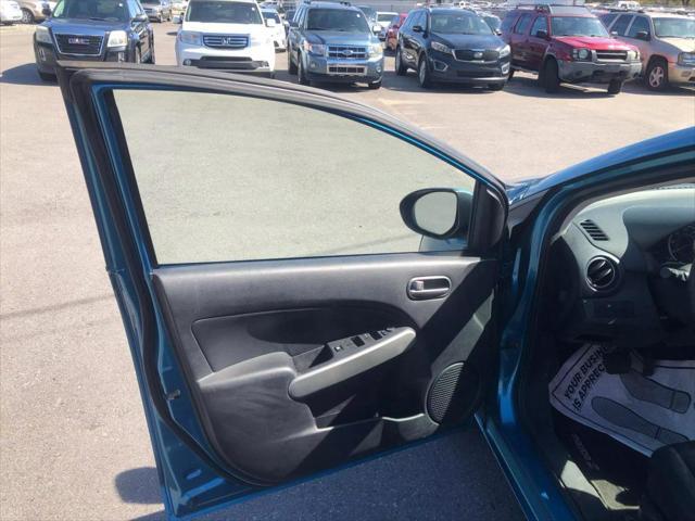 2011 mazda mazda2 sport