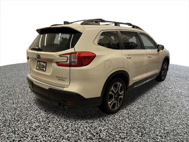 2023 subaru ascent limited 7-passenger