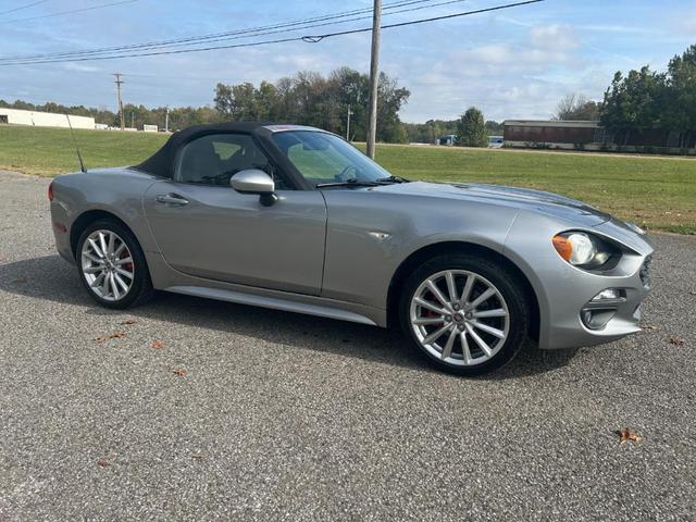 2017 fiat 124 spider lusso