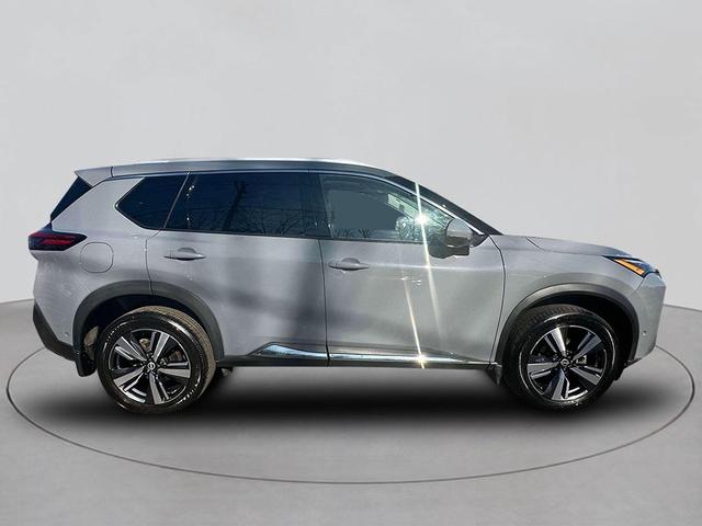 2022 nissan rogue sl