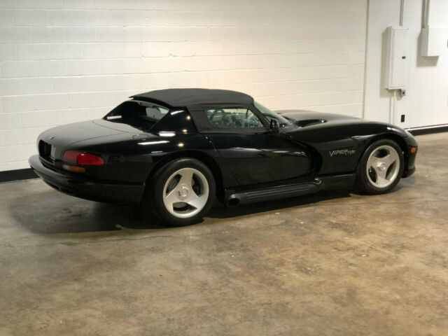 2dr open sports car low miles manual gasoline 8.0l 10 cyl black