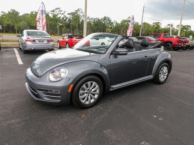 2018 volkswagen beetle 2.0t s