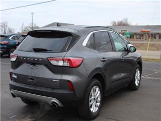 2021 Ford Escape se