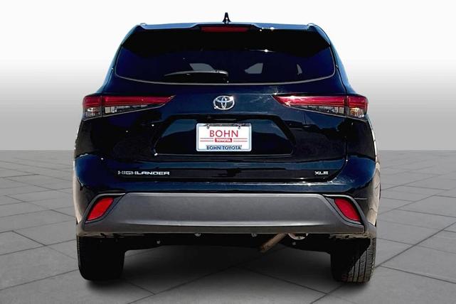 2022 toyota highlander xle
