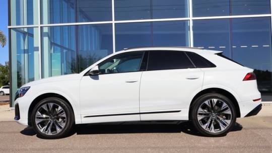 2025 Audi Q8