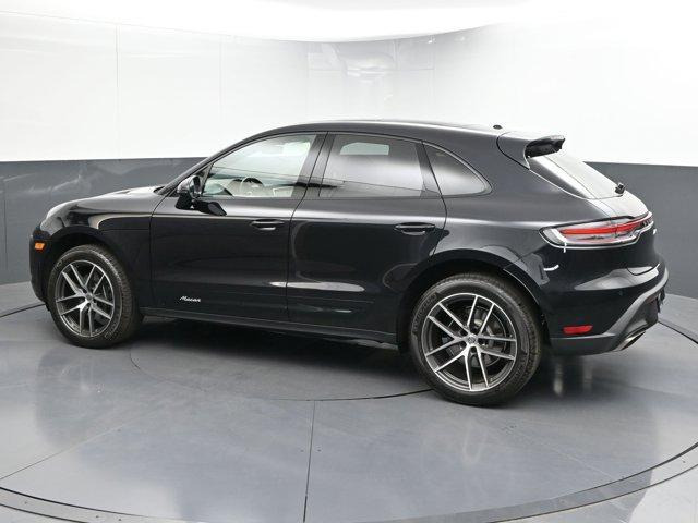 2024 porsche macan t