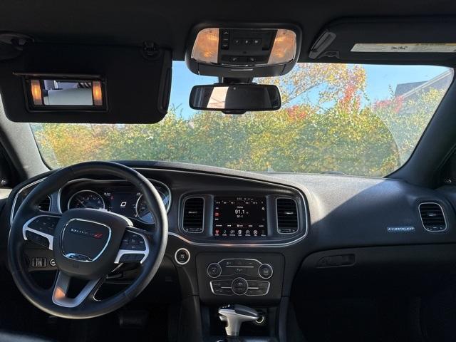 2015 dodge charger sxt