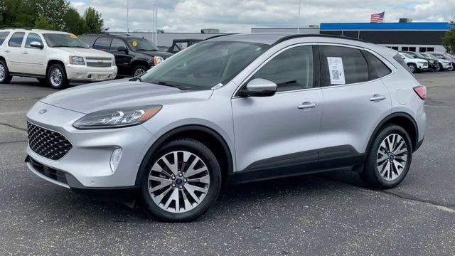 2020 ford escape titanium