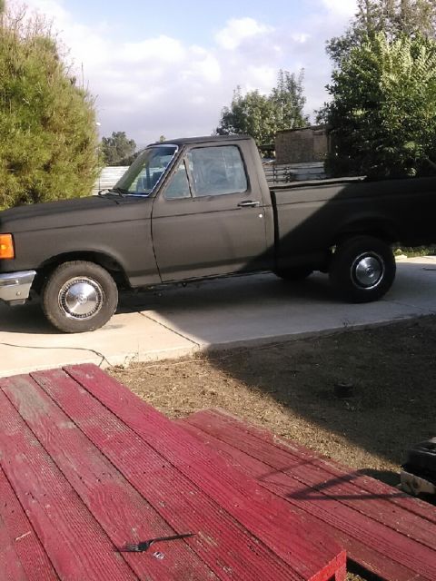 1988 ford f-150 custom standard cab pickup 2-door 4.9l