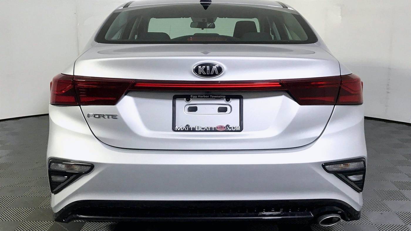 2021 kia forte lxs