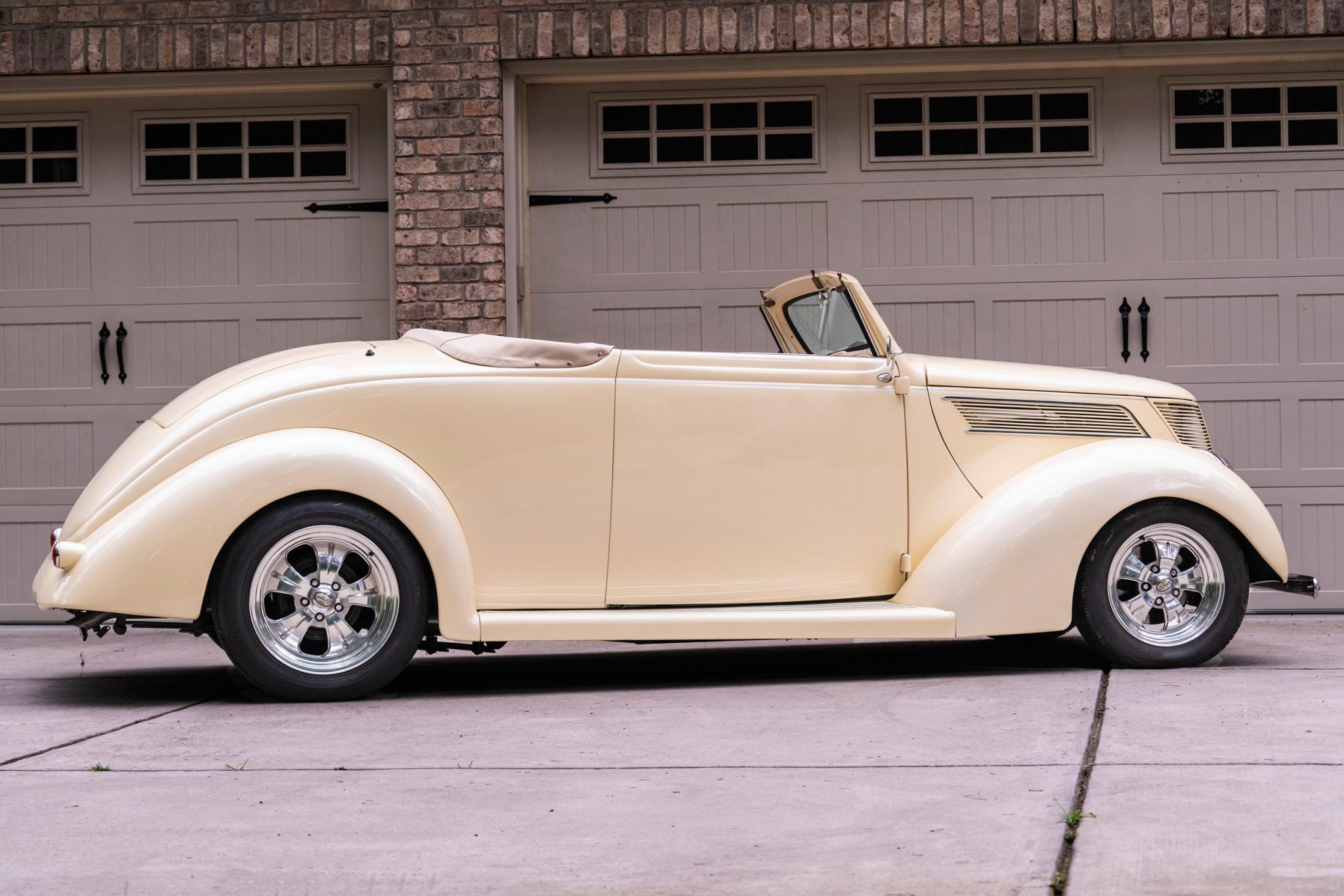 1937 ford convertible street rod