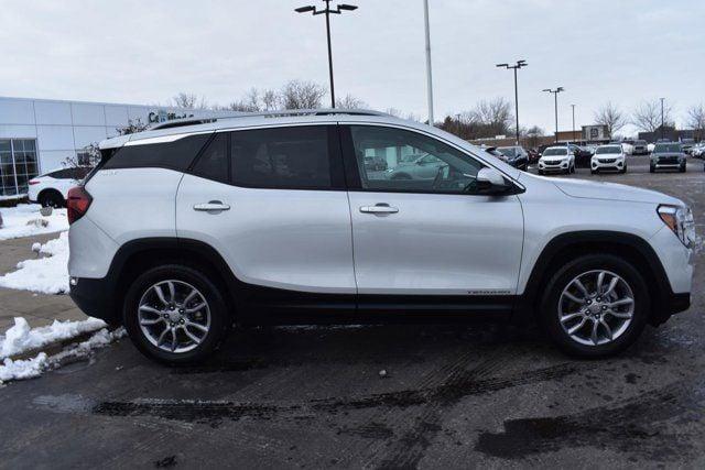 2022 gmc terrain slt in saginaw, michigan
