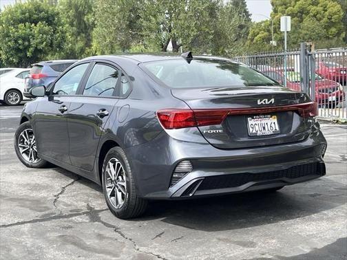 2023 kia forte