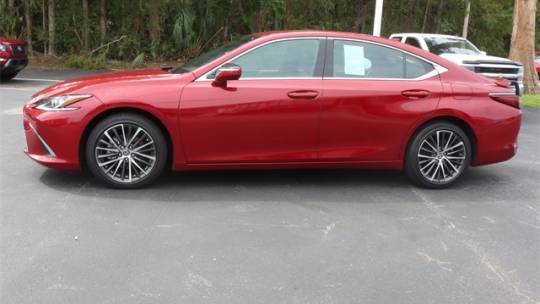 2023 Lexus ES