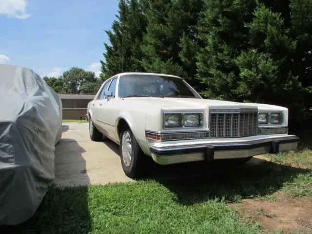 plymouth gran fury aka white knight, dodge, chrysler, classic, diplomat, old sch