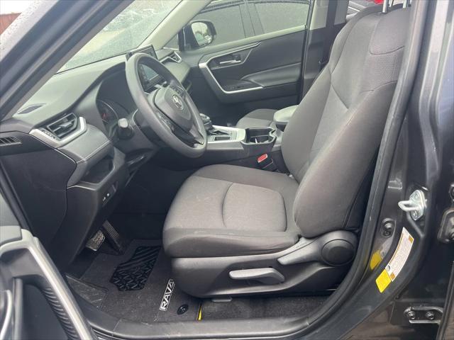 2019 toyota rav4 xle