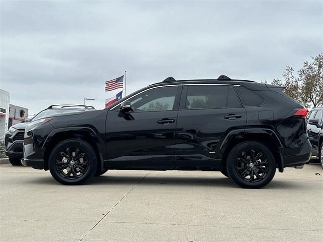 2024 toyota rav4 hybrid se