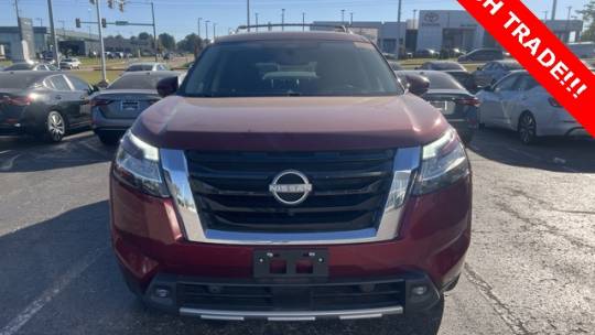 2022 nissan pathfinder platinum