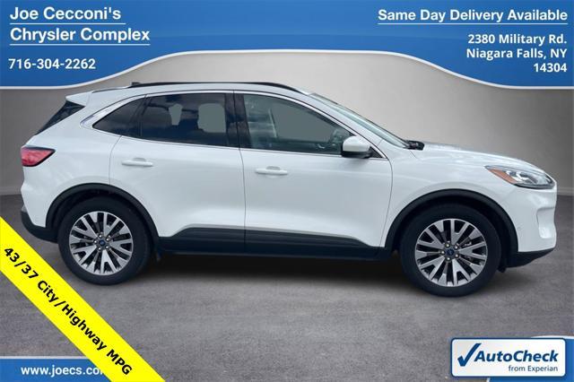 2021 ford escape titanium
