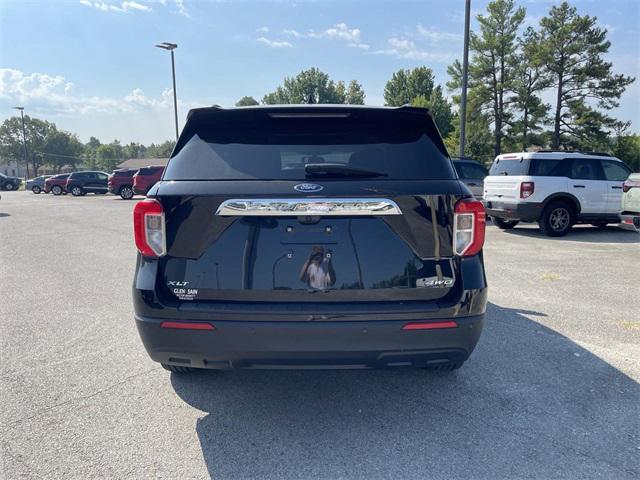 2021 ford explorer xlt