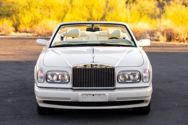 2001 rolls-royce corniche