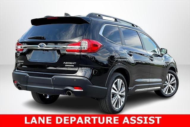 2022 subaru ascent limited 8-passenger
