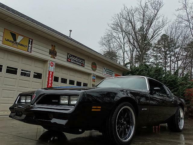 1978 pontiac firebird....nice black paint.....good interior