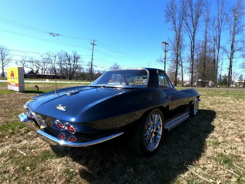 1965 chevrolet corvette restomod