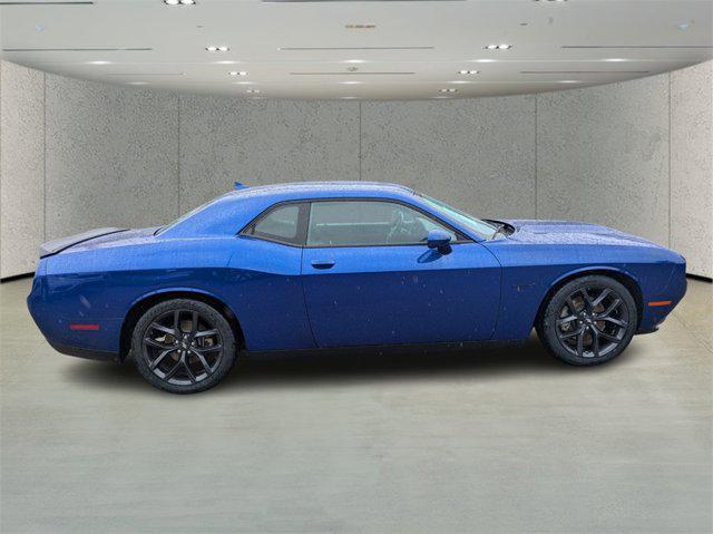 2022 dodge challenger r/t