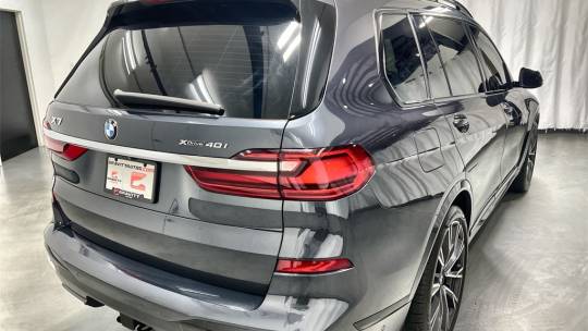2022 BMW X7
